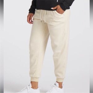 feat Blanketblend Jogger Cream Small